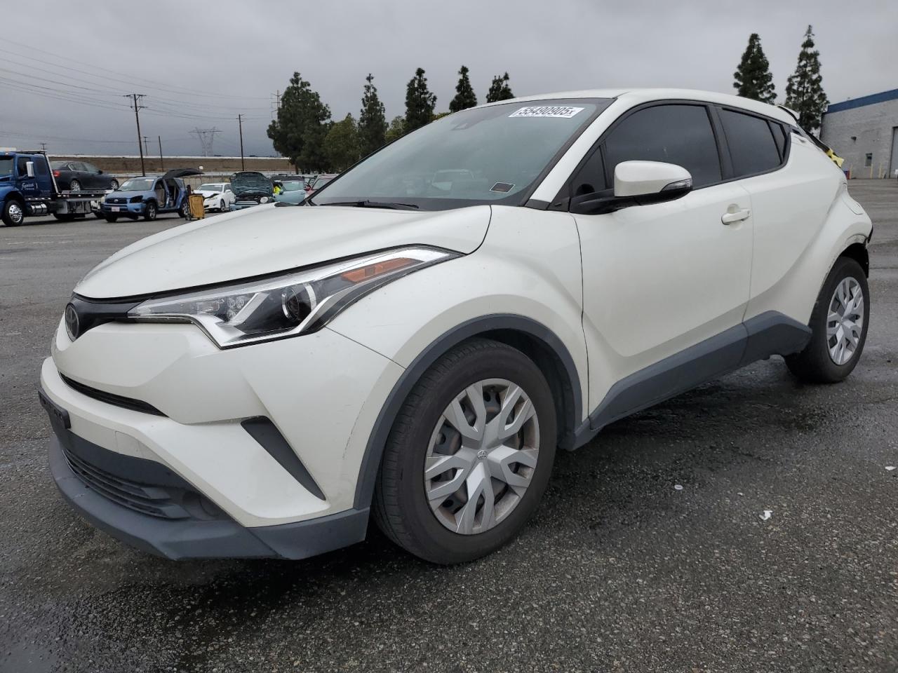 TOYOTA C-HR XLE 2019