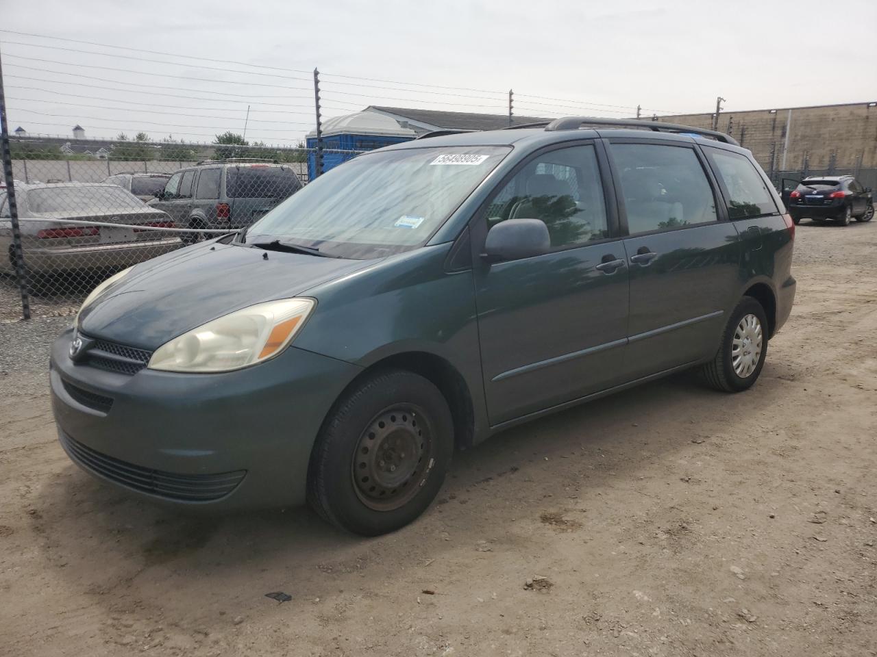 TOYOTA SIENNA CE 2005