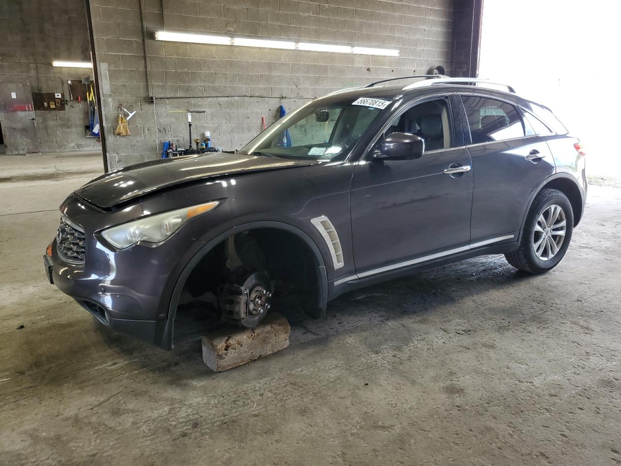 INFINITI FX35 2011