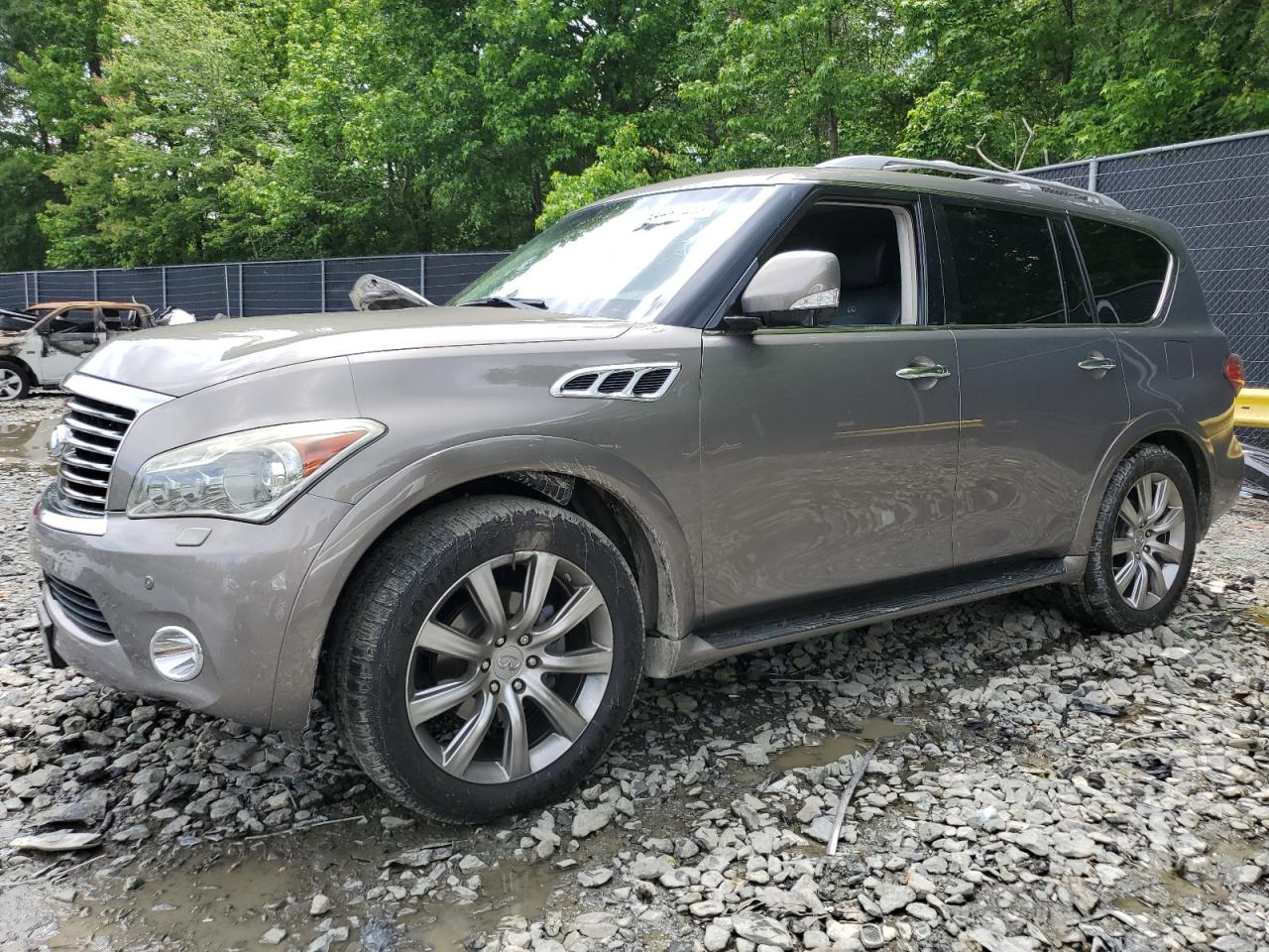 INFINITI QX56 2013
