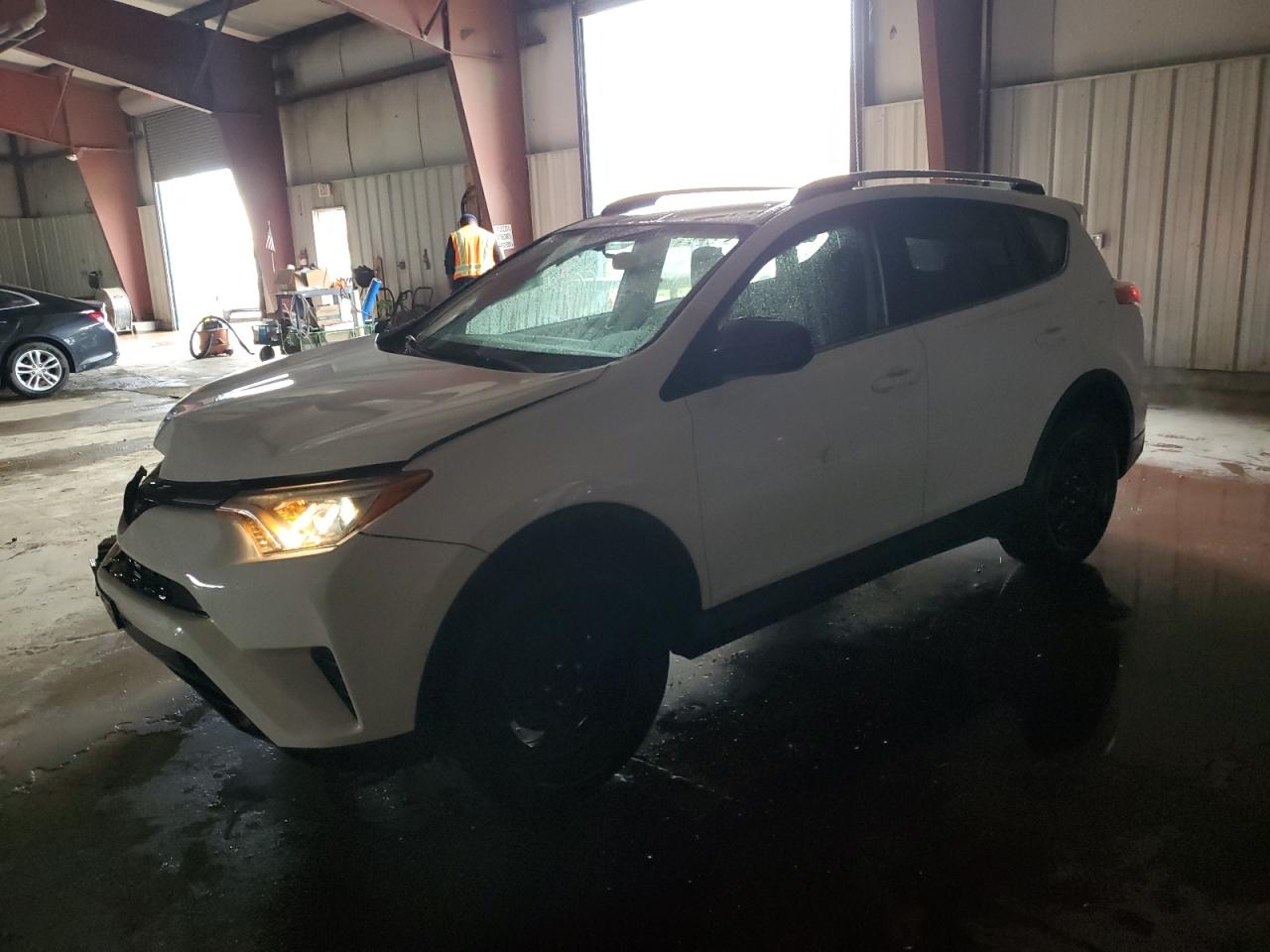 TOYOTA RAV4 LE 2016