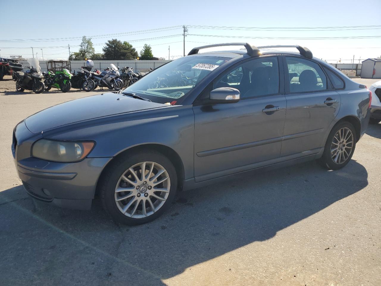 VOLVO S40 T5 2011
