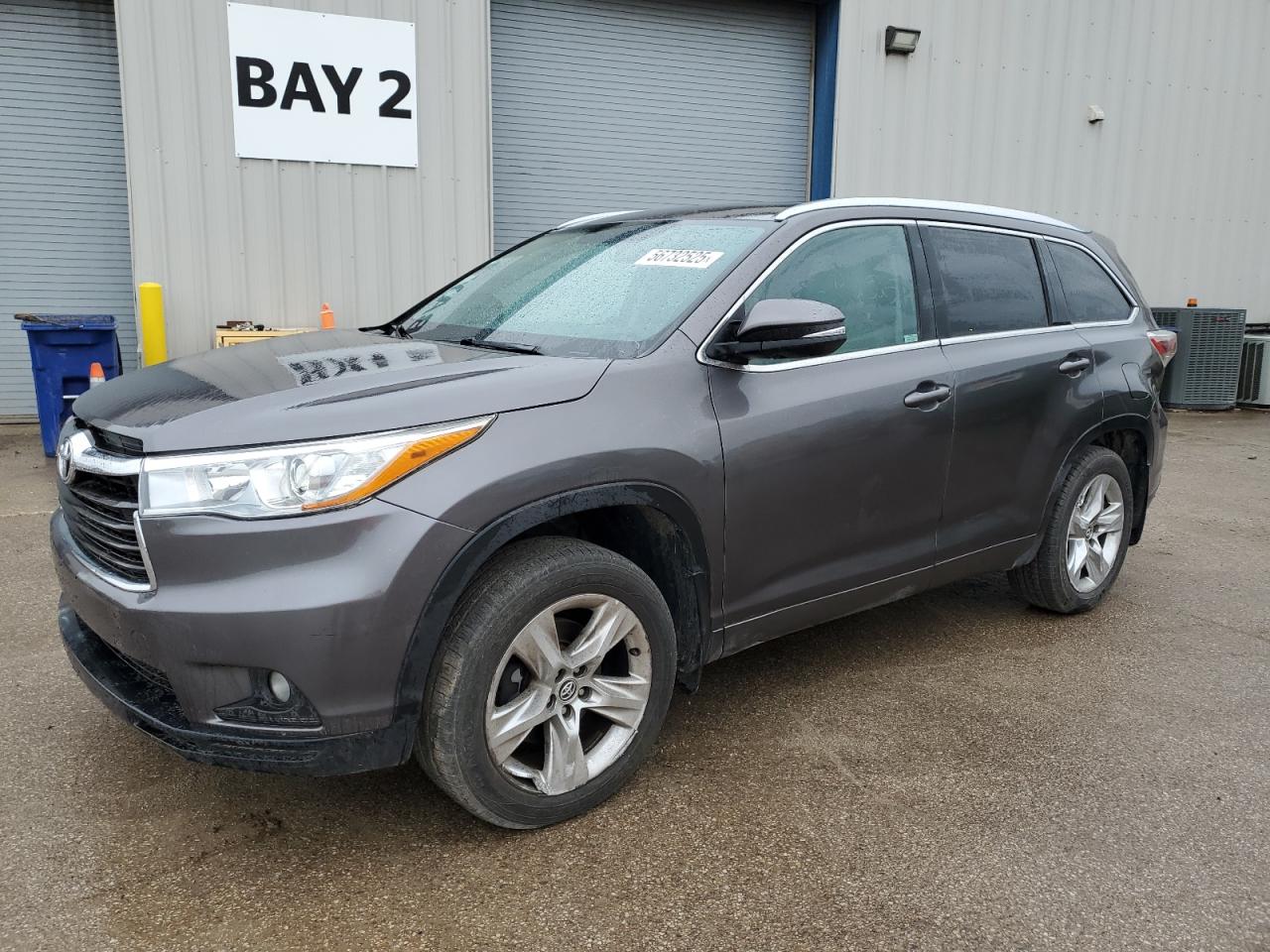 TOYOTA HIGHLANDER 2016