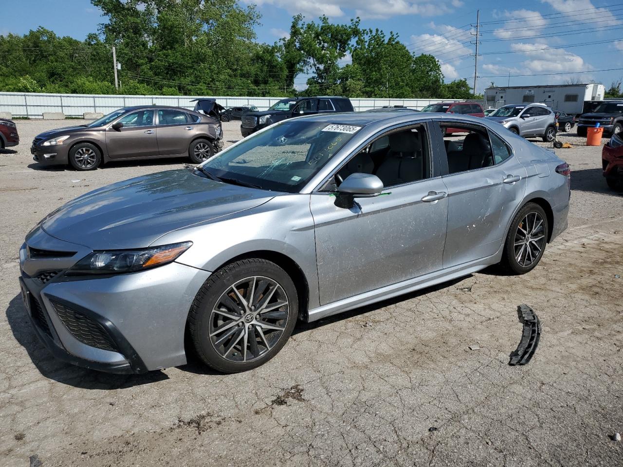 TOYOTA CAMRY SE 2022