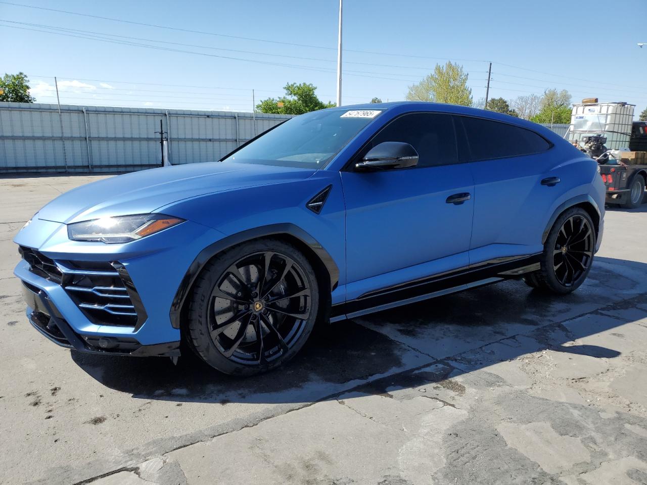 LAMBORGHINI URUS 2020