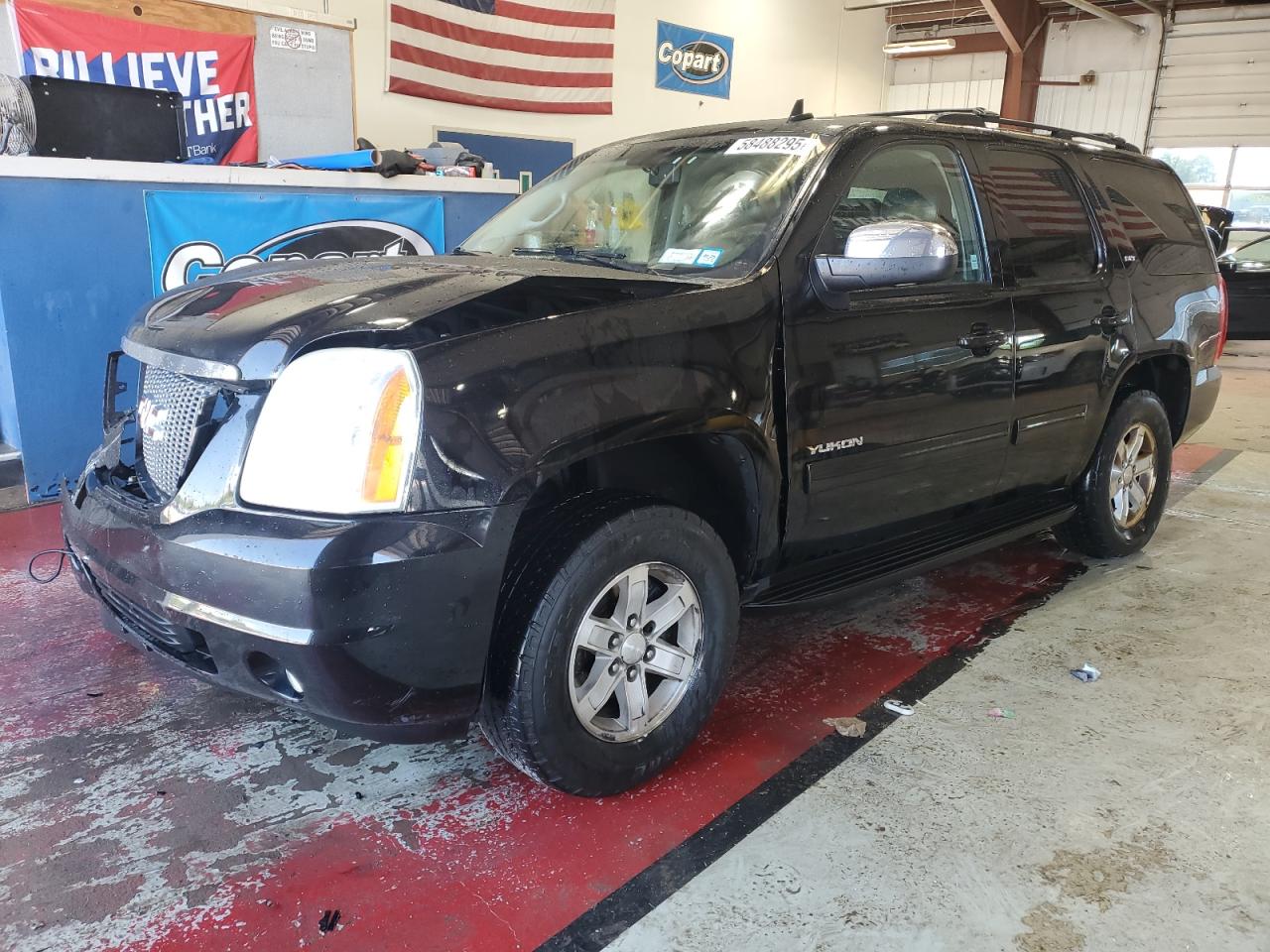 GMC YUKON SLT 2011