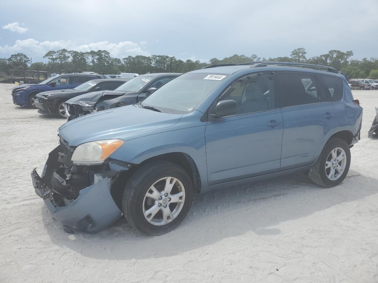 TOYOTA RAV4 2012