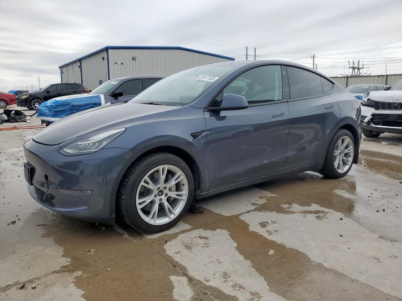 TESLA MODEL Y 2023