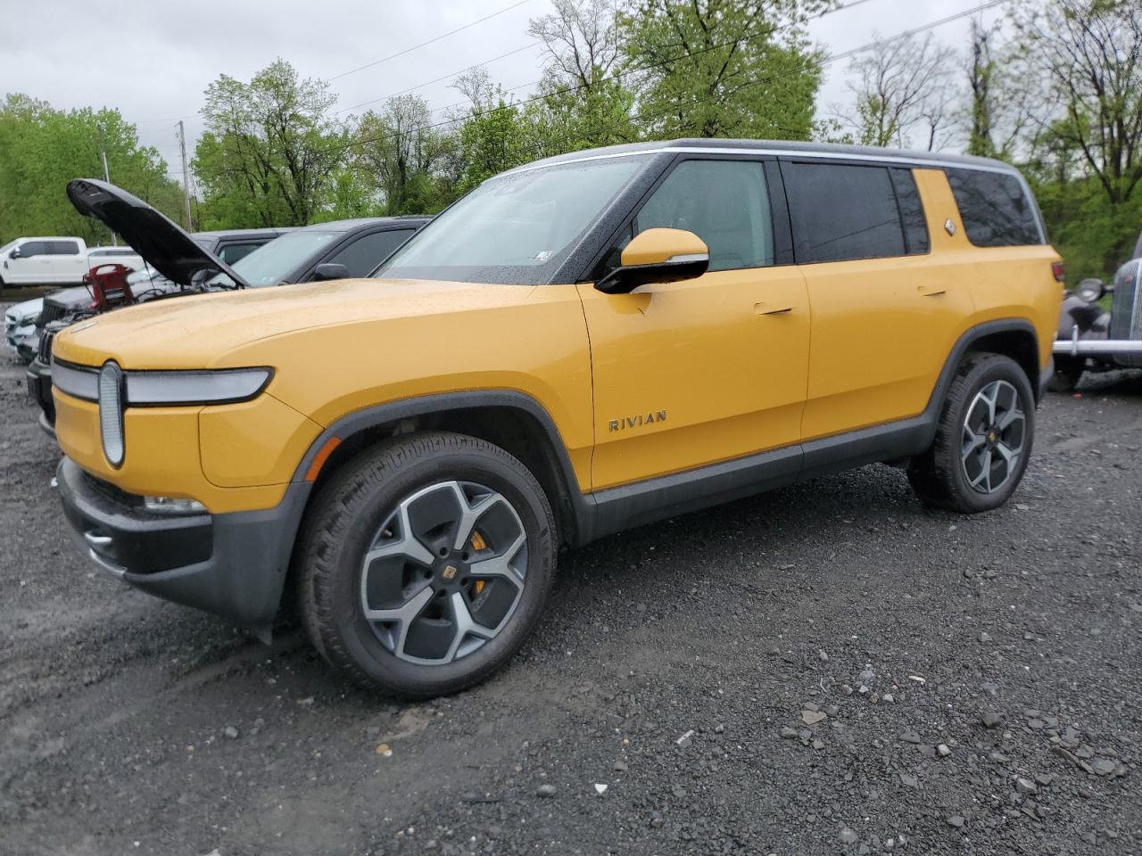 RIVIAN R1S ADVENT 2023