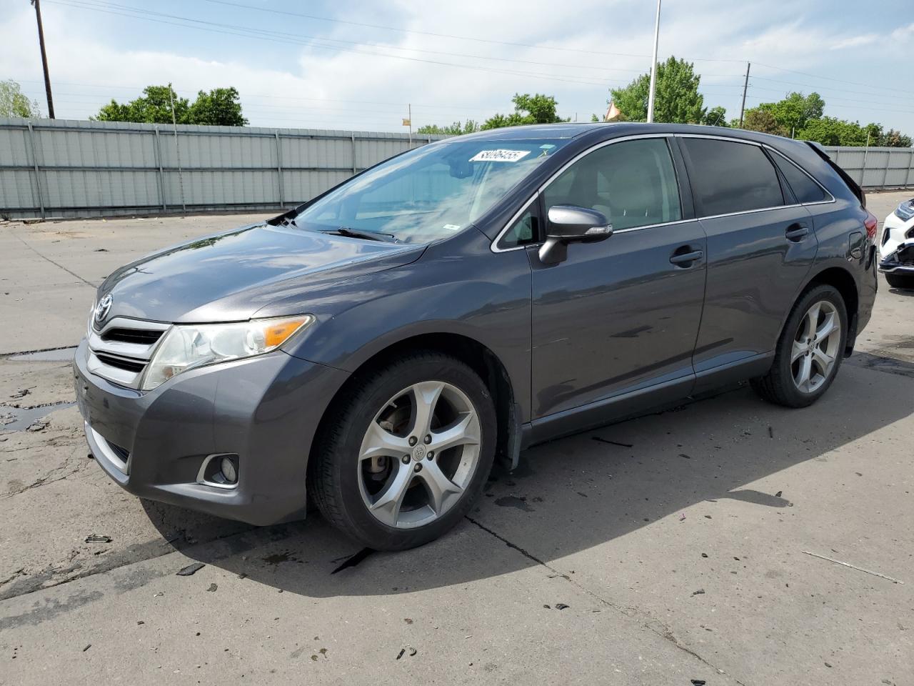 TOYOTA VENZA LE 2013