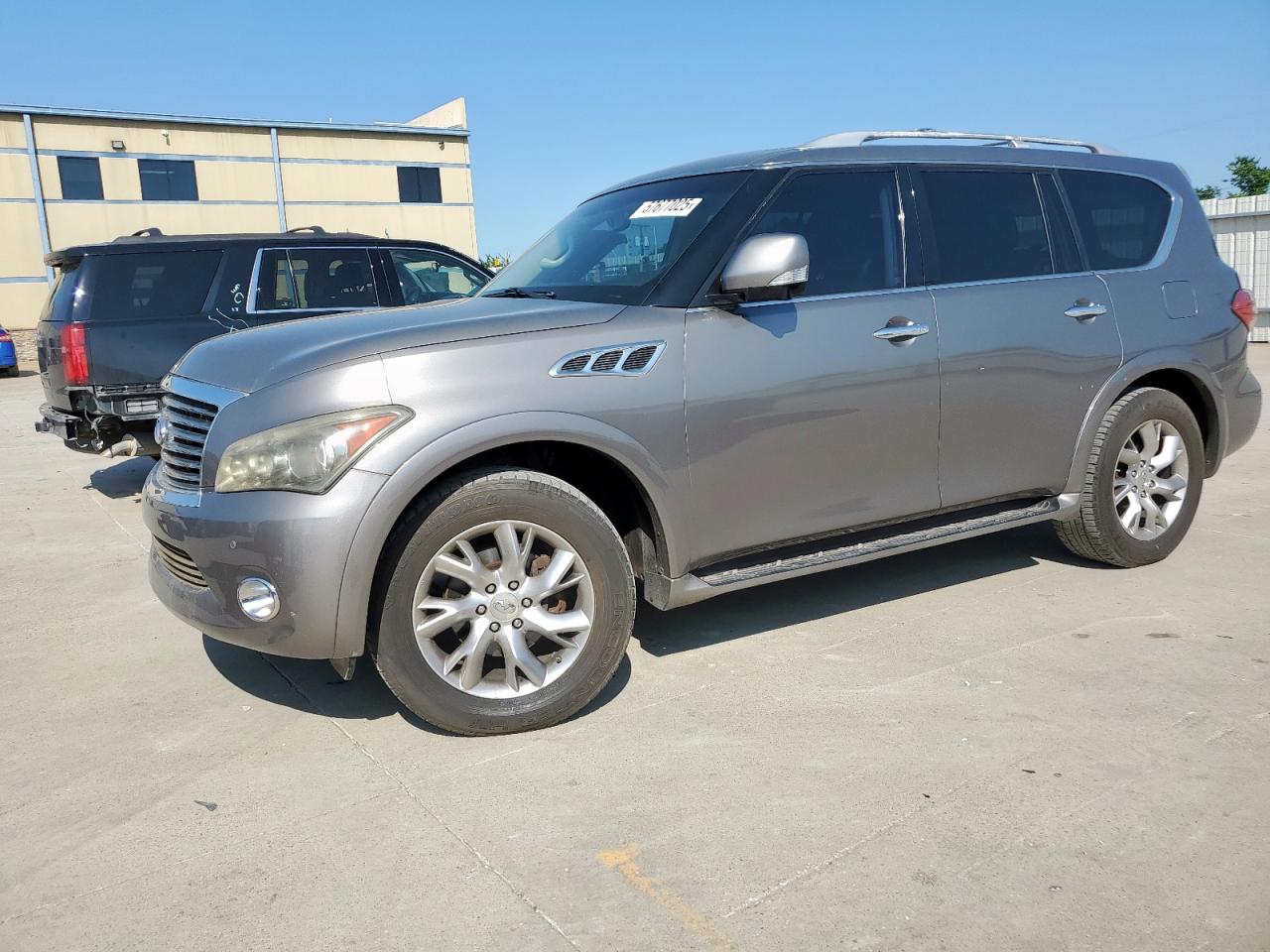 INFINITI QX56 2011