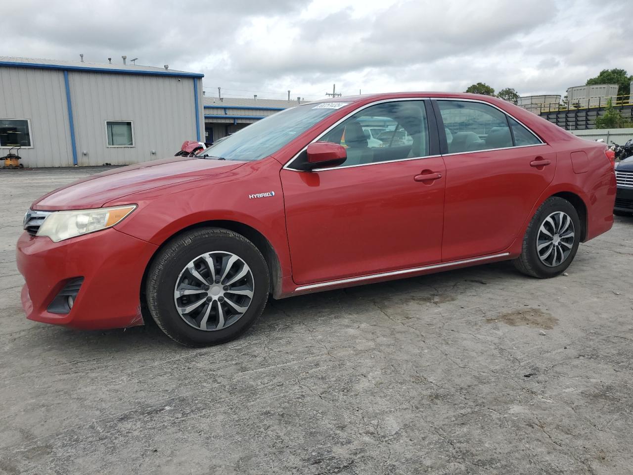 TOYOTA CAMRY HYBR 2013