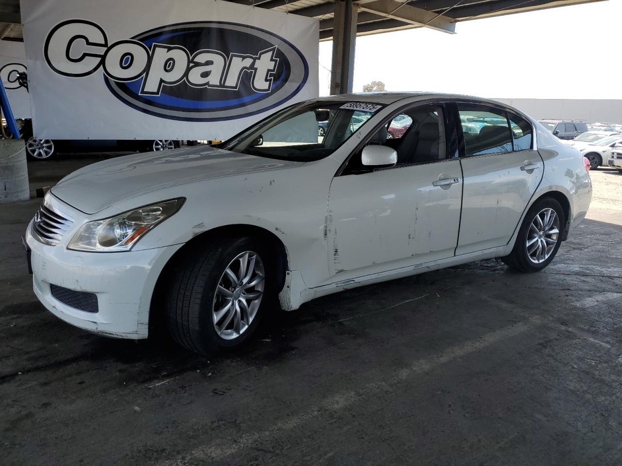 INFINITI G35 2008