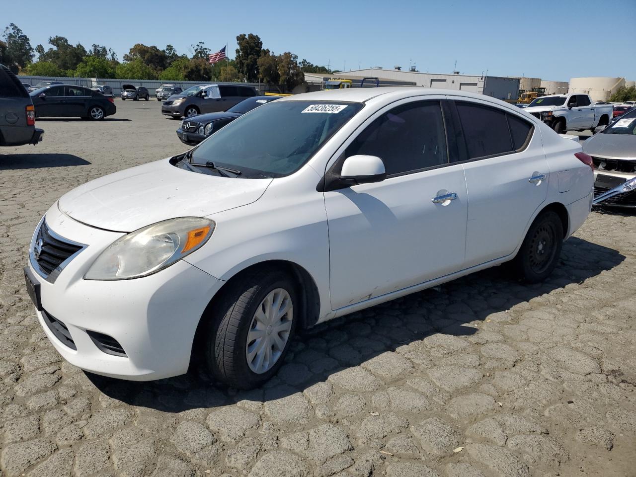 NISSAN VERSA S 2014