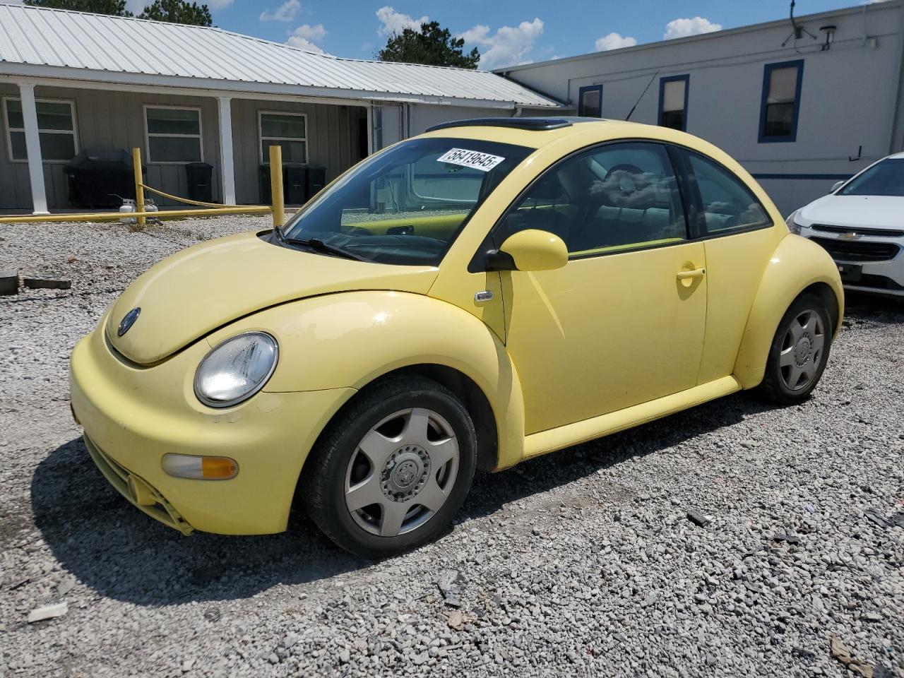 VOLKSWAGEN NEW BEETLE 2001