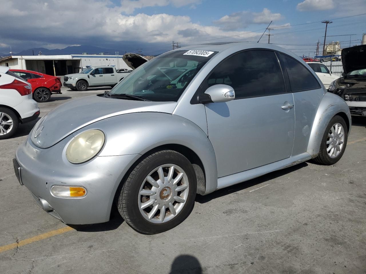 VOLKSWAGEN NEW BEETLE 2005