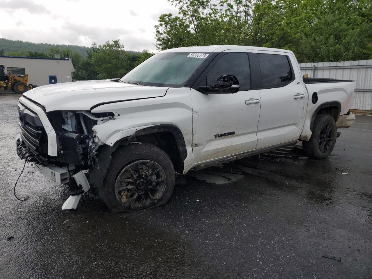 TOYOTA TUNDRA CRE 2024