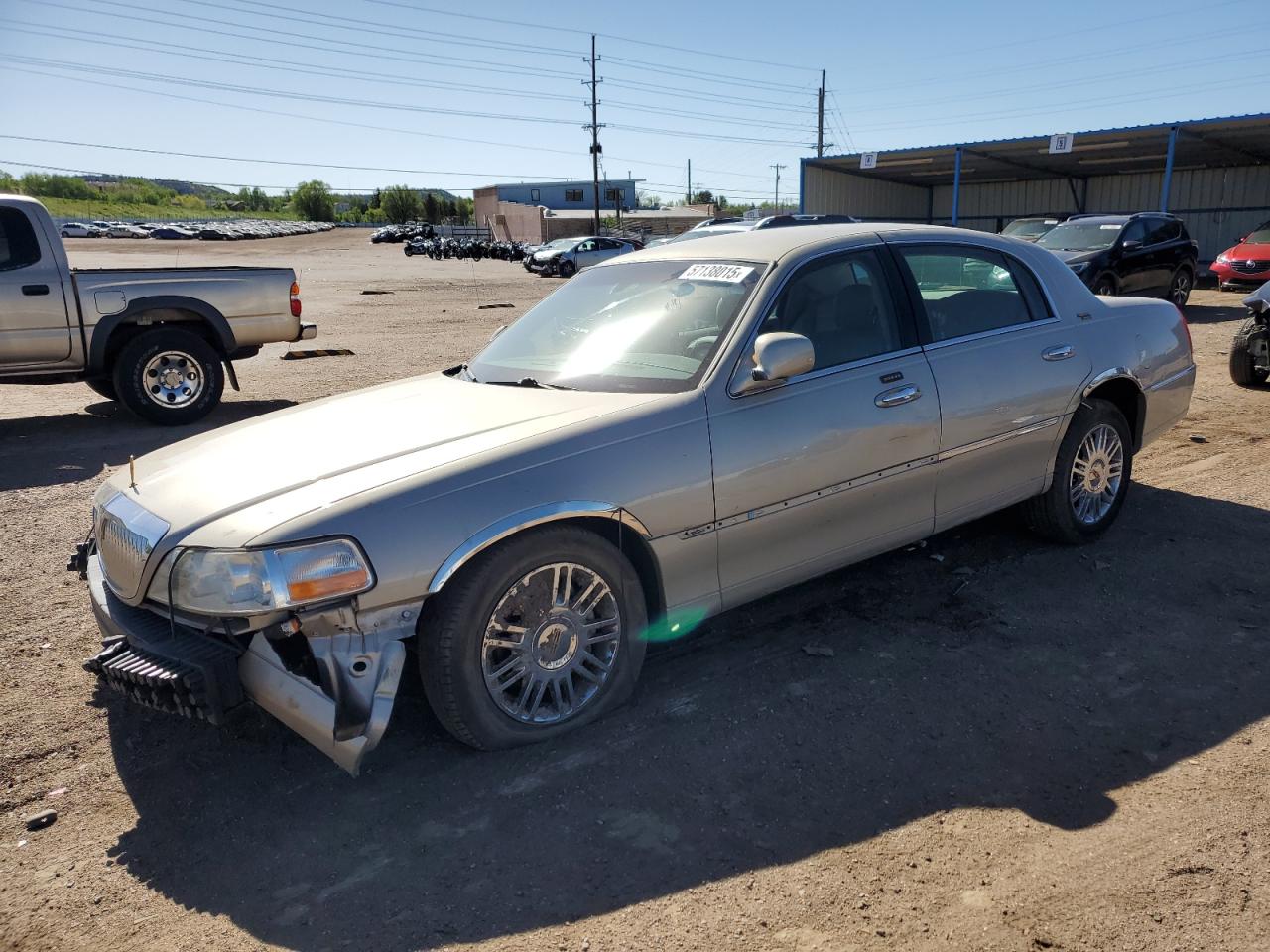 LINCOLN TOWN CAR S 2009