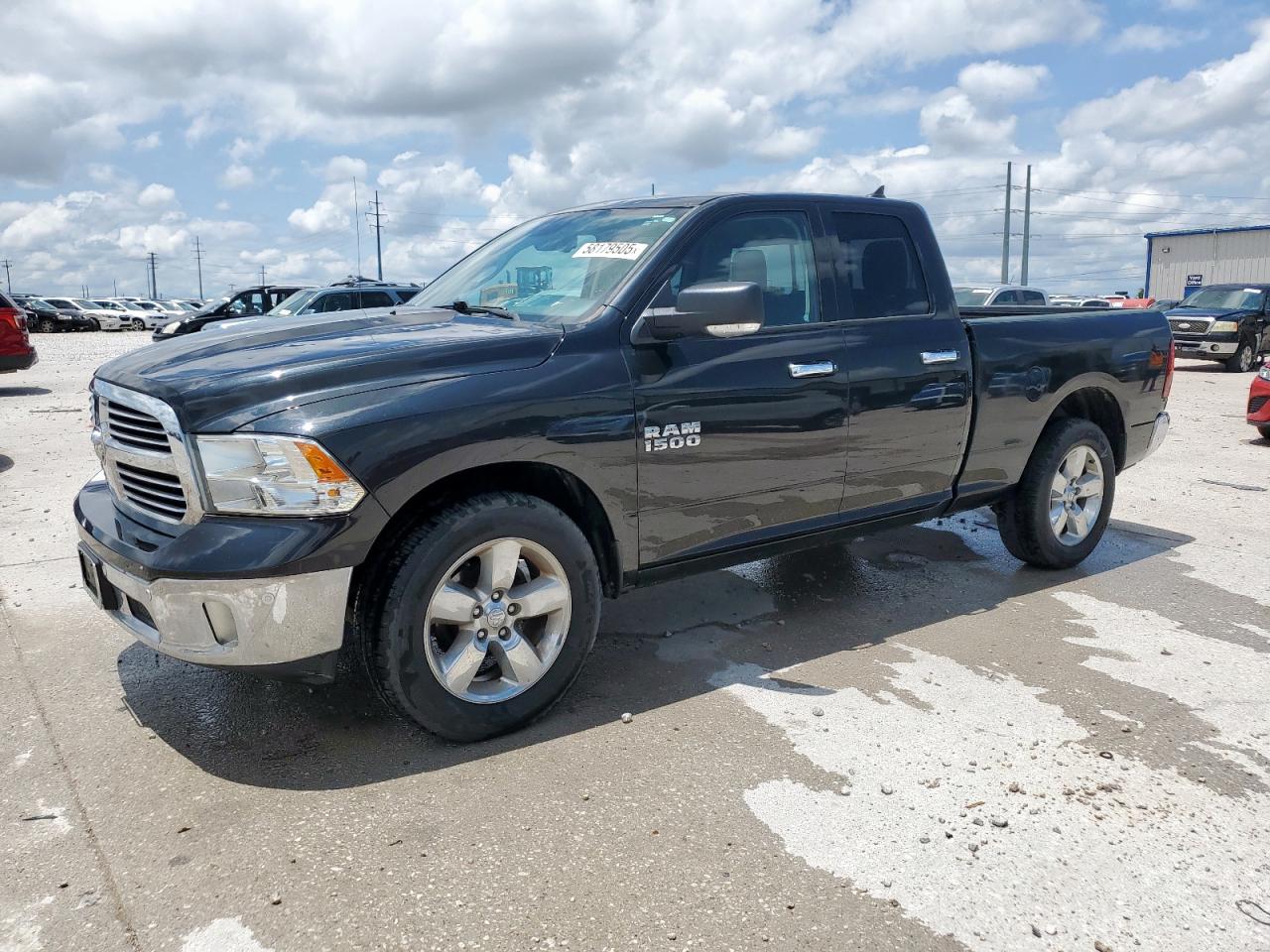 RAM 1500 SLT 2017