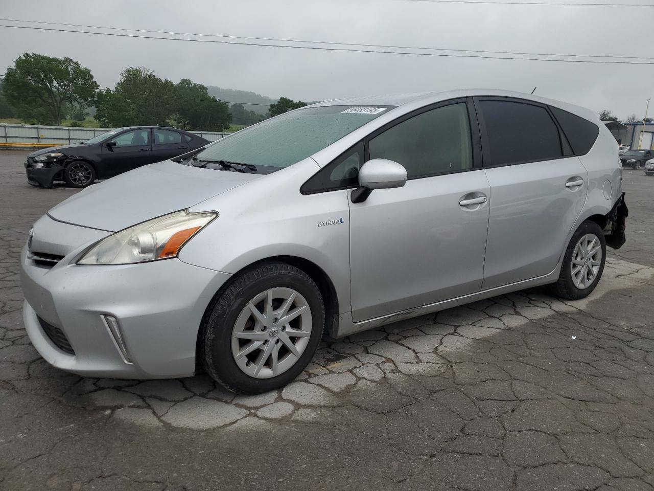 TOYOTA PRIUS V 2012