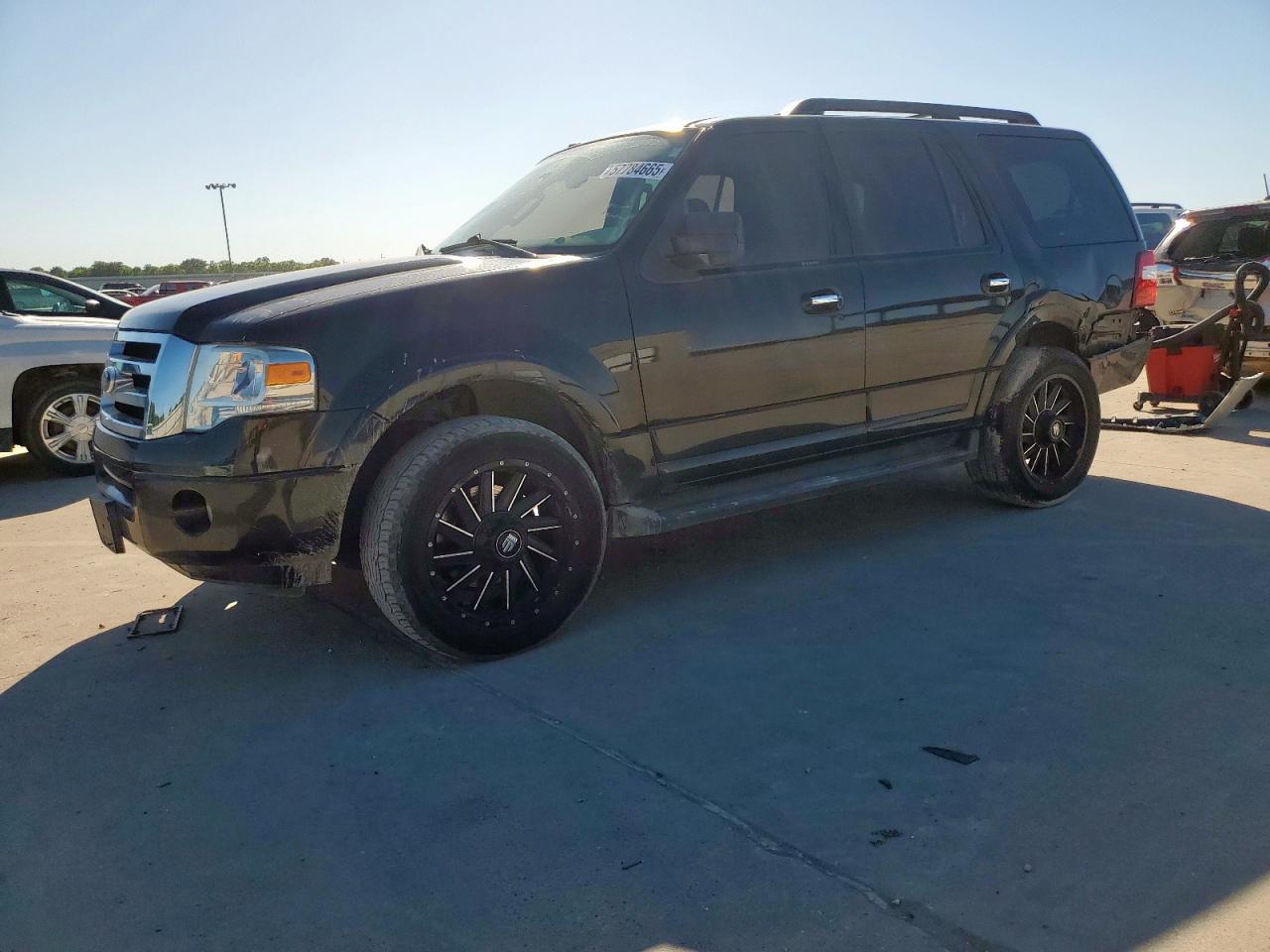 FORD EXPEDITION 2011