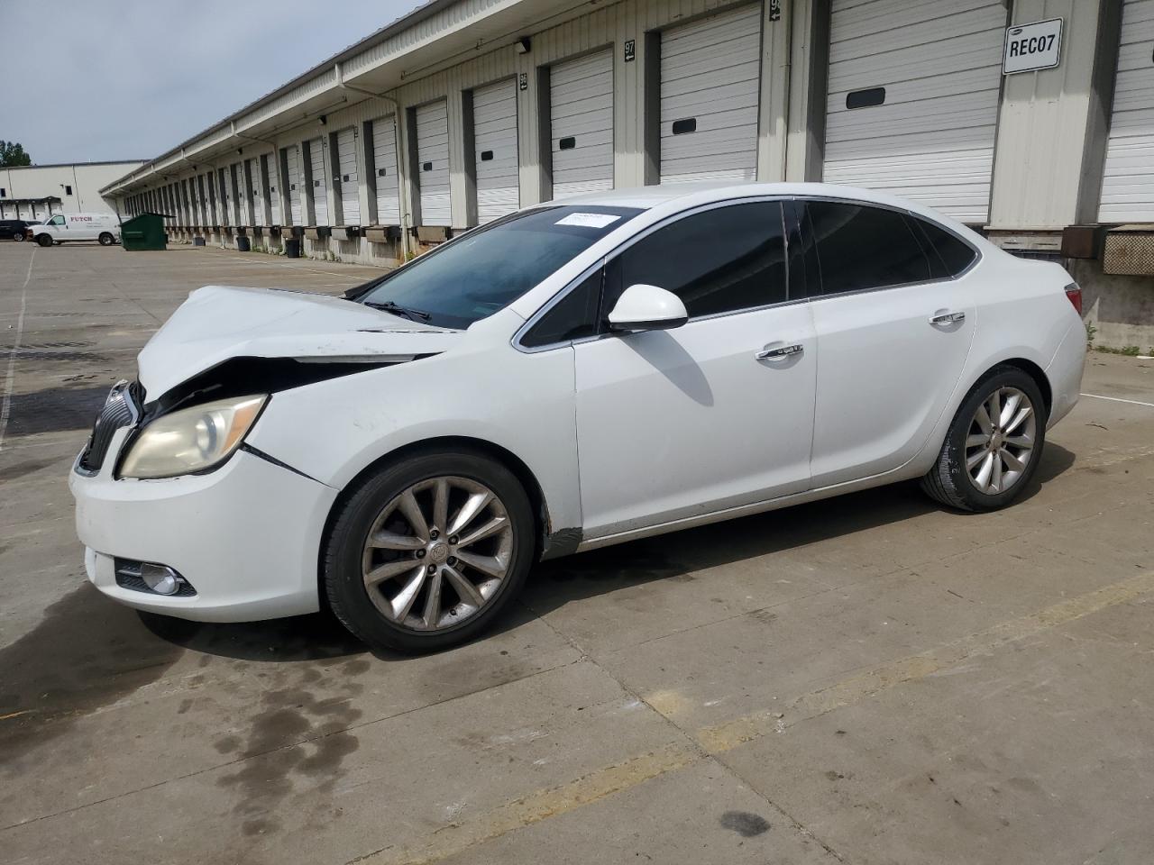 BUICK VERANO 2013