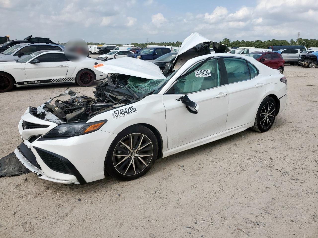 TOYOTA CAMRY SE N 2023