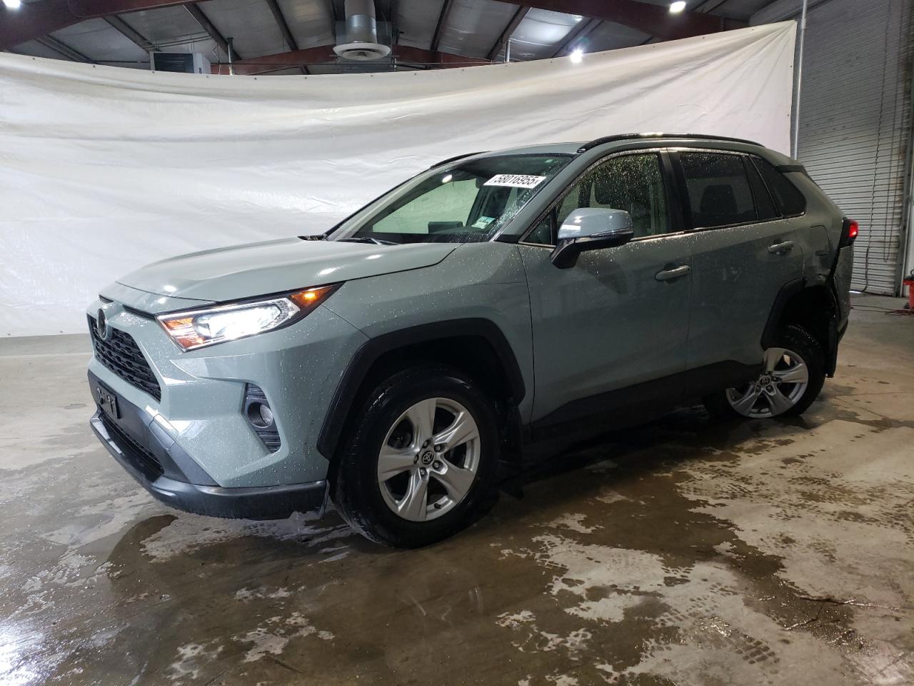 TOYOTA RAV4 XLE 2020