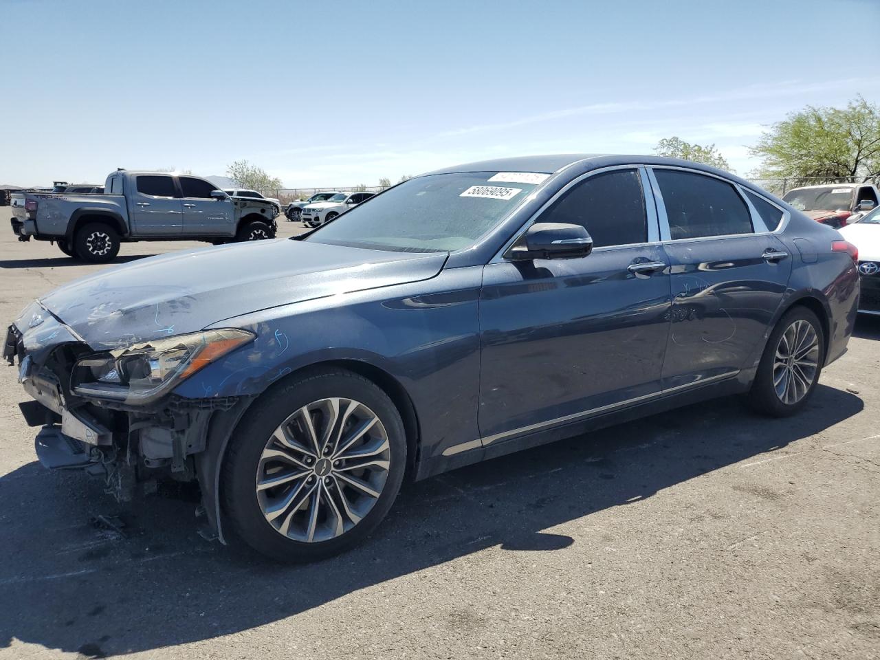 HYUNDAI GENESIS 3. 2016