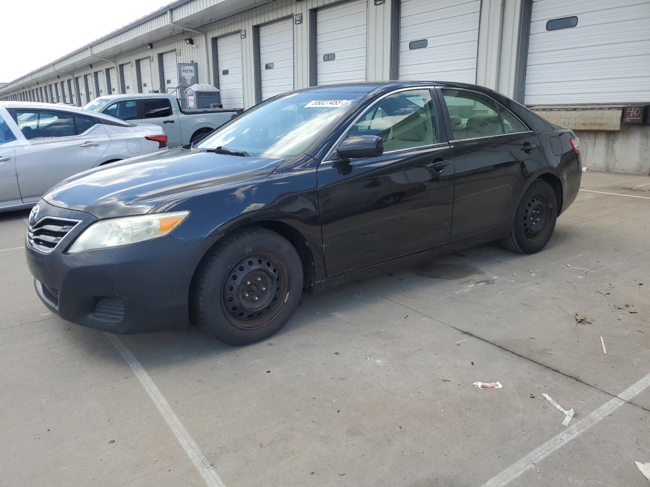 TOYOTA CAMRY BASE 2010