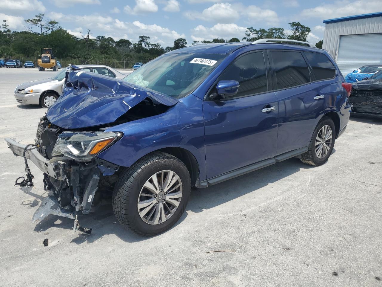 NISSAN PATHFINDER 2018