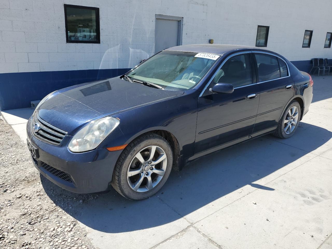 INFINITI G35 2005