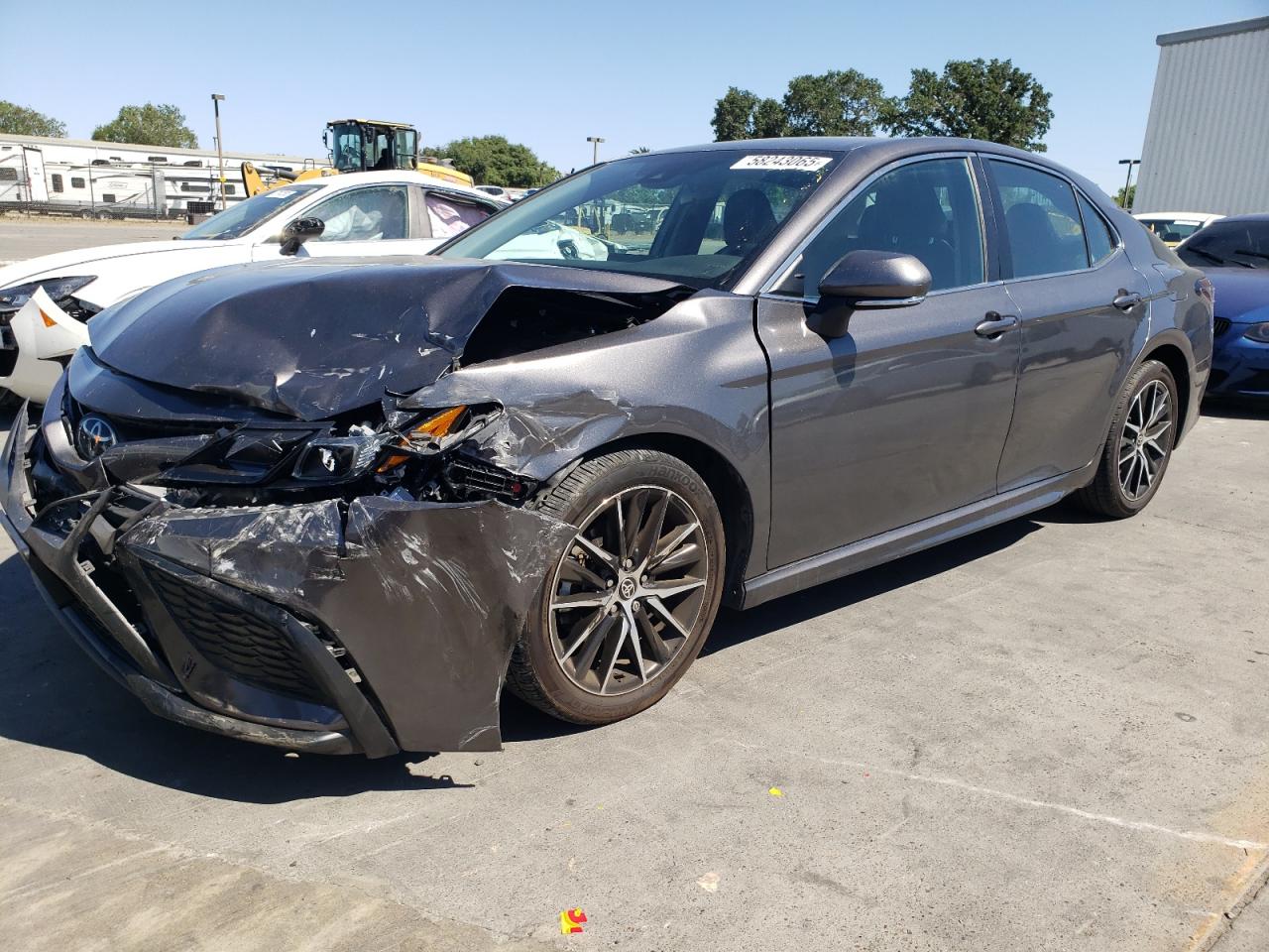 TOYOTA CAMRY SE N 2023