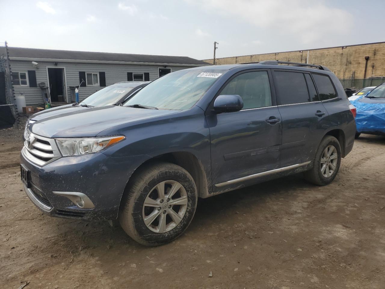 TOYOTA HIGHLANDER 2011
