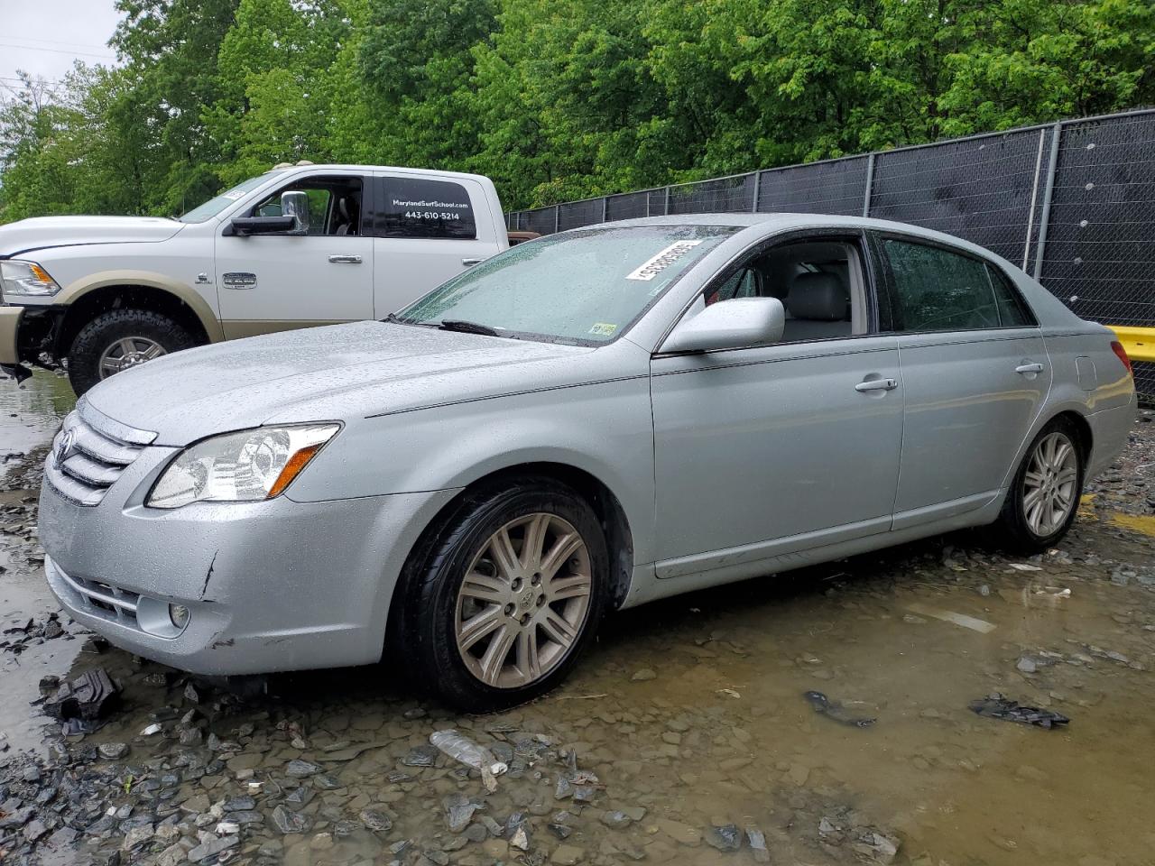 TOYOTA AVALON XL 2006