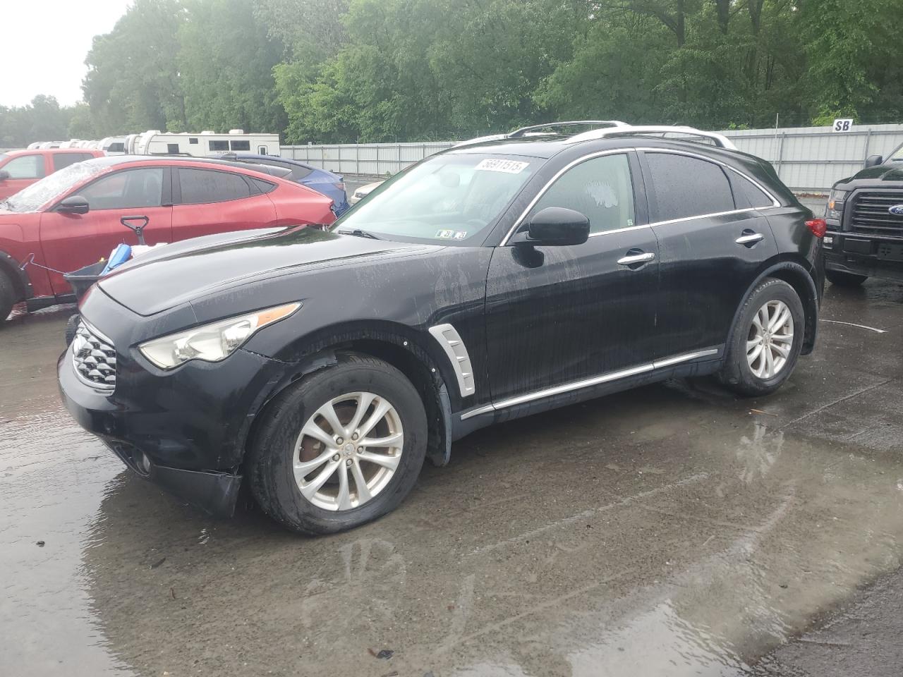 INFINITI FX35 2010