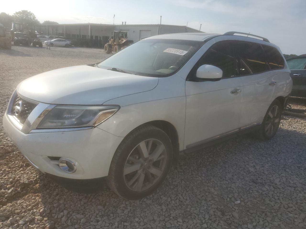 NISSAN PATHFINDER 2015