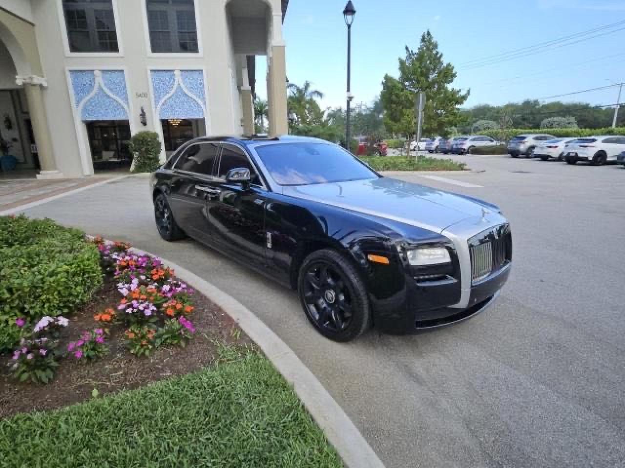 ROLLS-ROYCE GHOST 2012