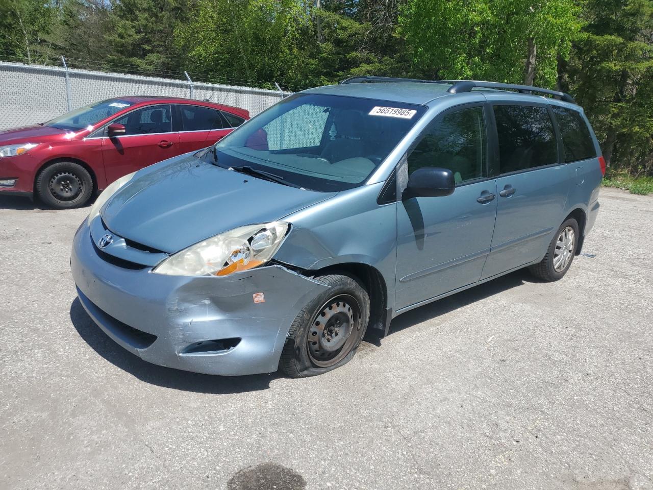 TOYOTA SIENNA CE 2009