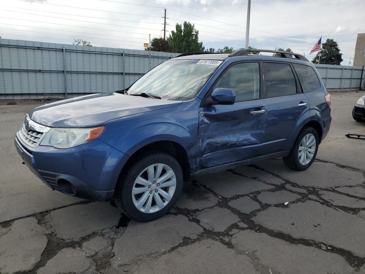 SUBARU FORESTER 2 2011
