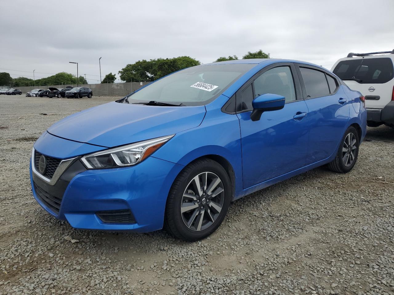 NISSAN VERSA SV 2021