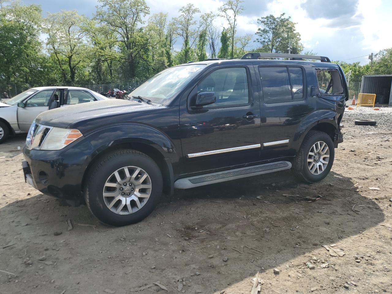 NISSAN PATHFINDER 2011