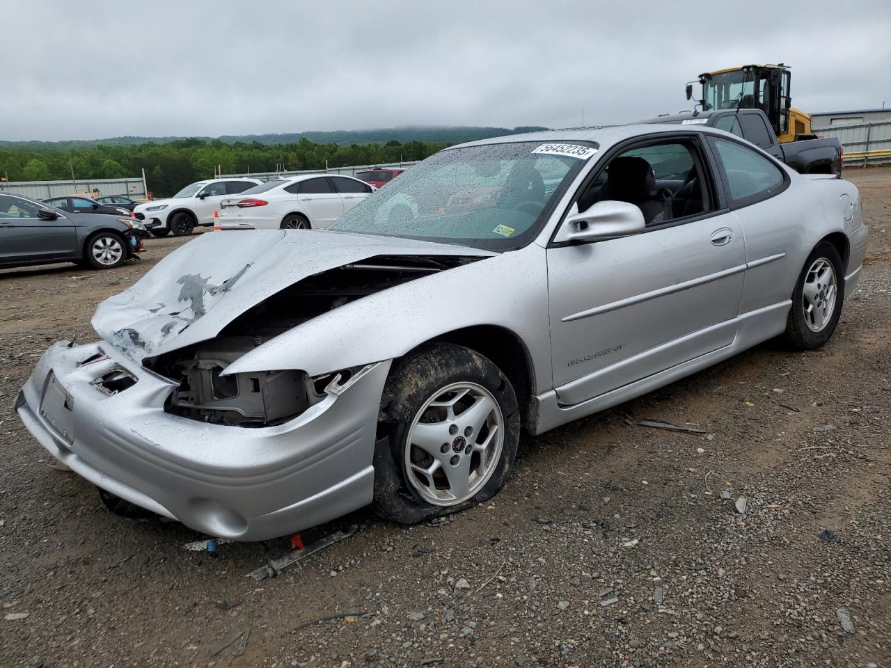 PONTIAC GRAND PRIX 2001