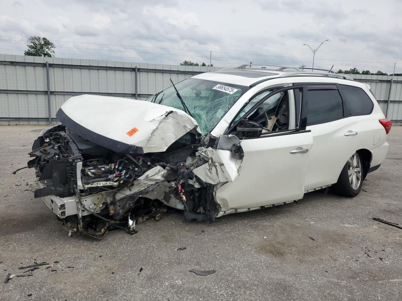 NISSAN PATHFINDER 2018