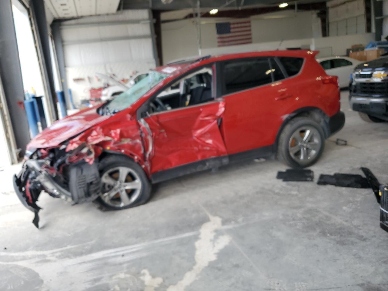 TOYOTA RAV4 XLE 2015