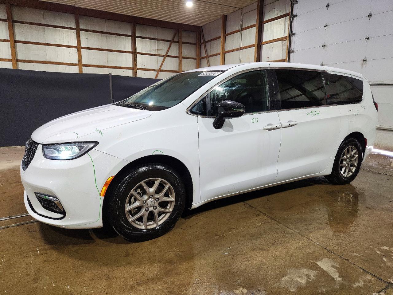 CHRYSLER PACIFICA 2025
