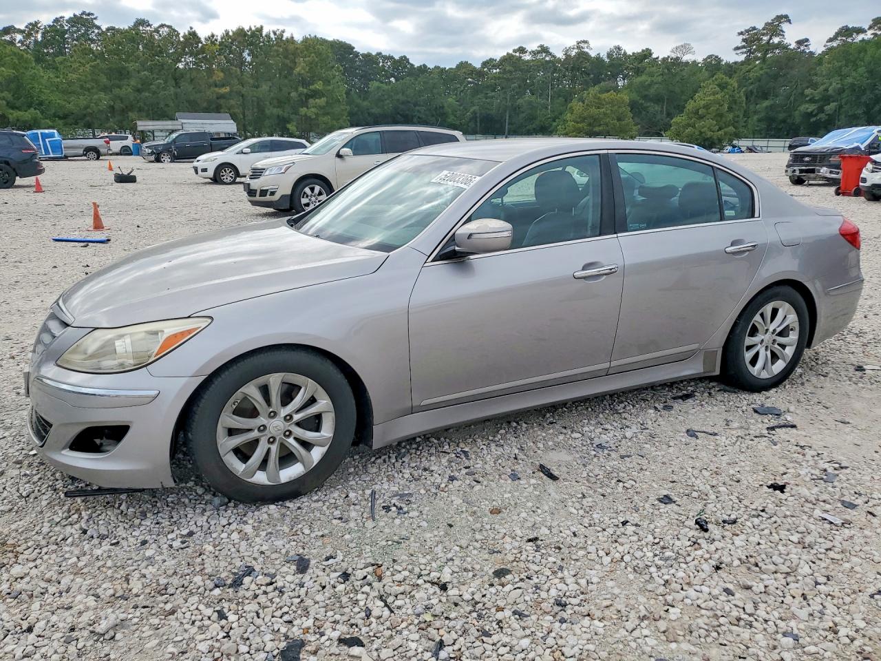 HYUNDAI GENESIS 2012