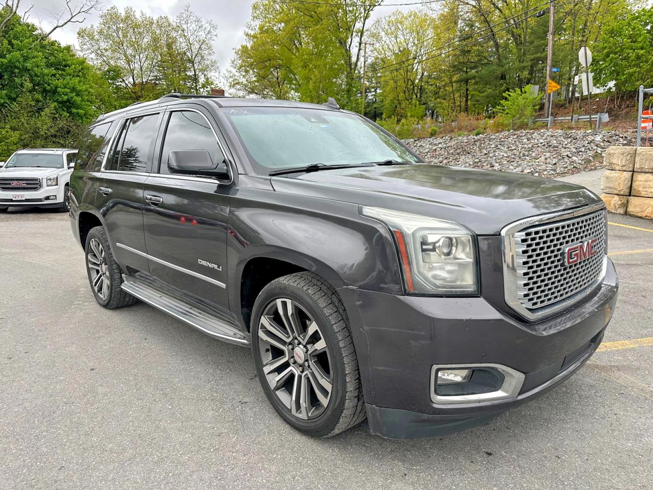GMC YUKON 2016