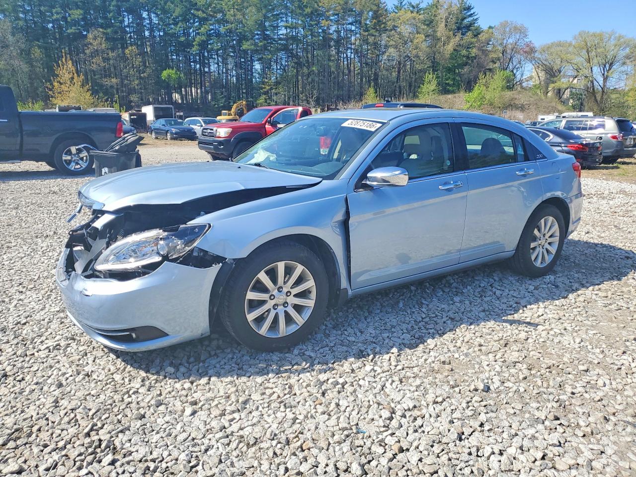 CHRYSLER 200 2013