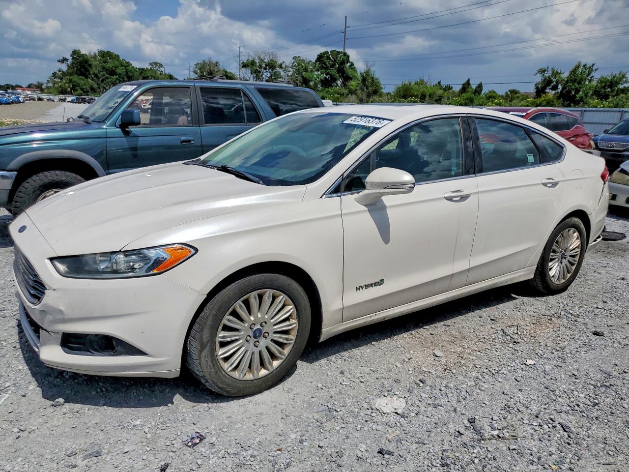 FORD FUSION 2013